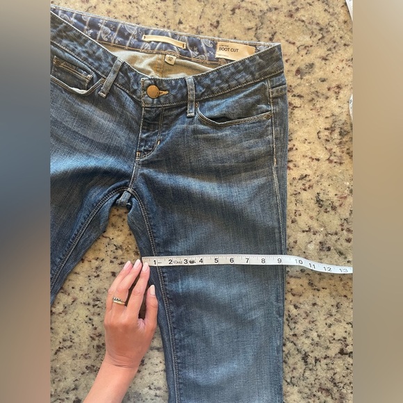 Women’s Y2K gap low rise boot cut jeans in medium wash size 28/6 X 32 - Picture 3 of 10